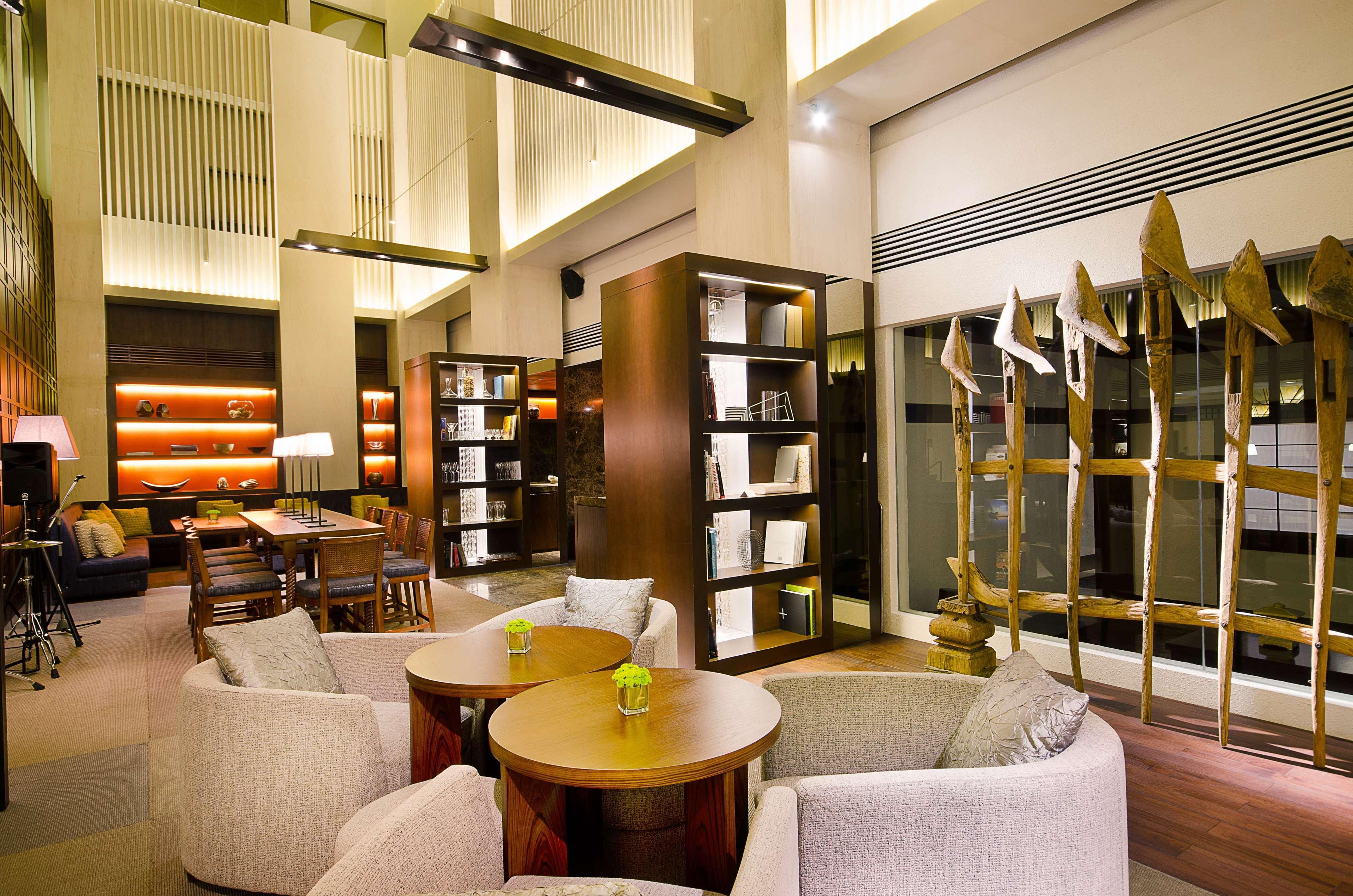 Hyatt Regency Kinabalu Kota Kinabalu Exterior foto Library at The Park, New Delhi