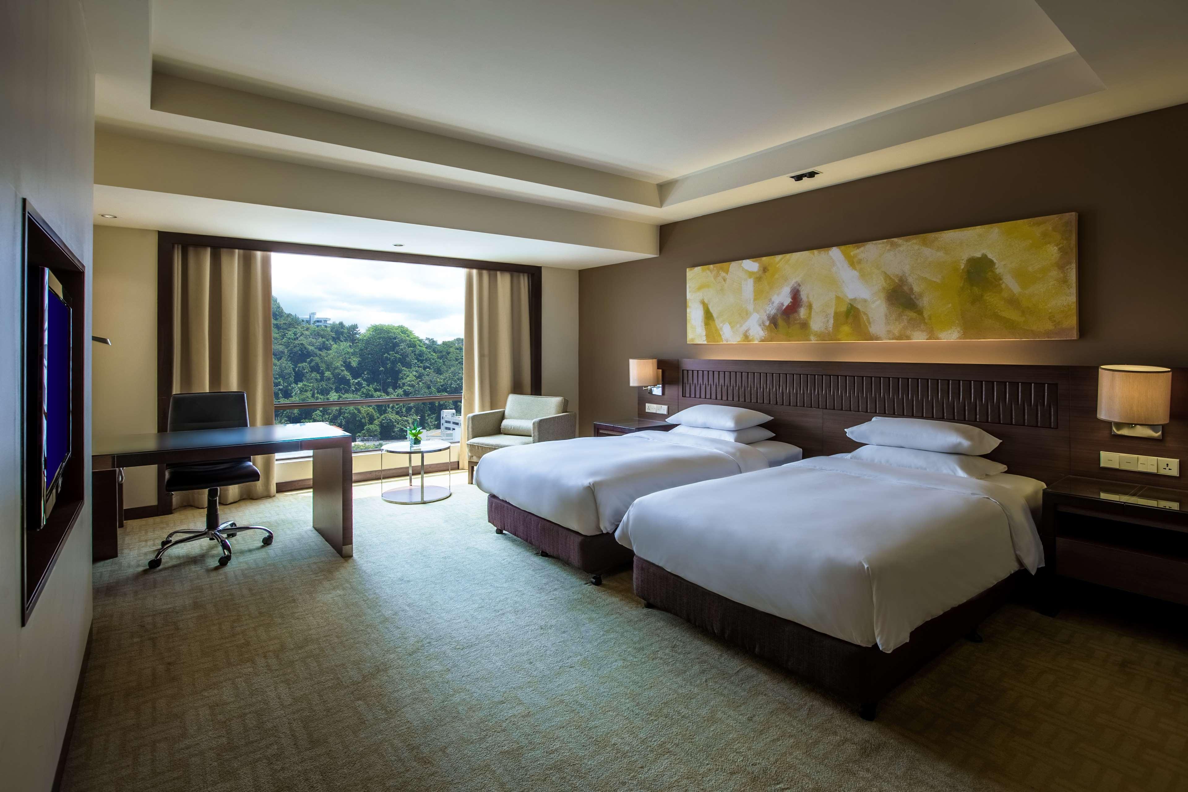 Hyatt Regency Kinabalu Kota Kinabalu Exterior foto Deluxe Room
