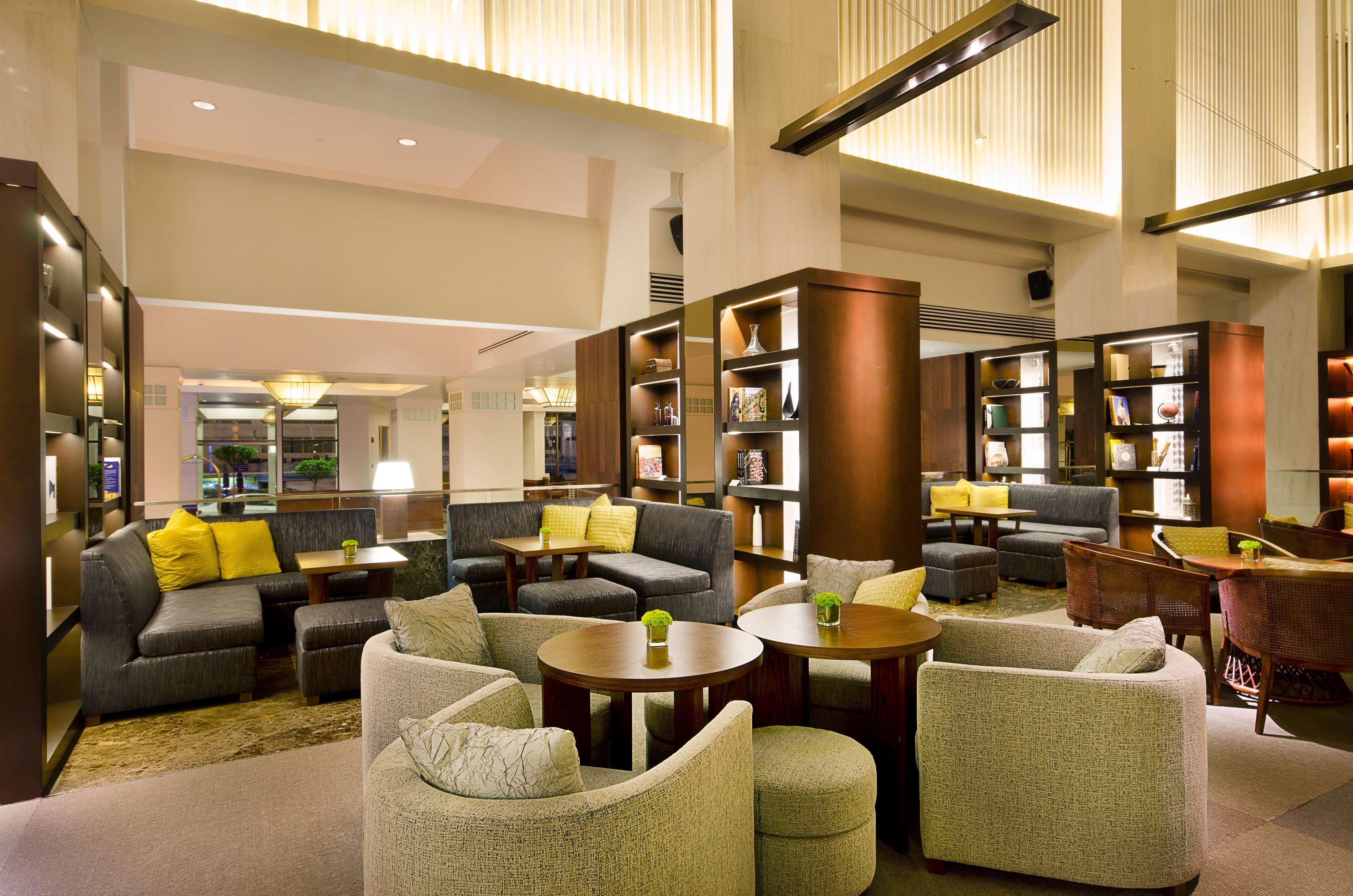 Hyatt Regency Kinabalu Kota Kinabalu Exterior foto The lobby of the hotel
