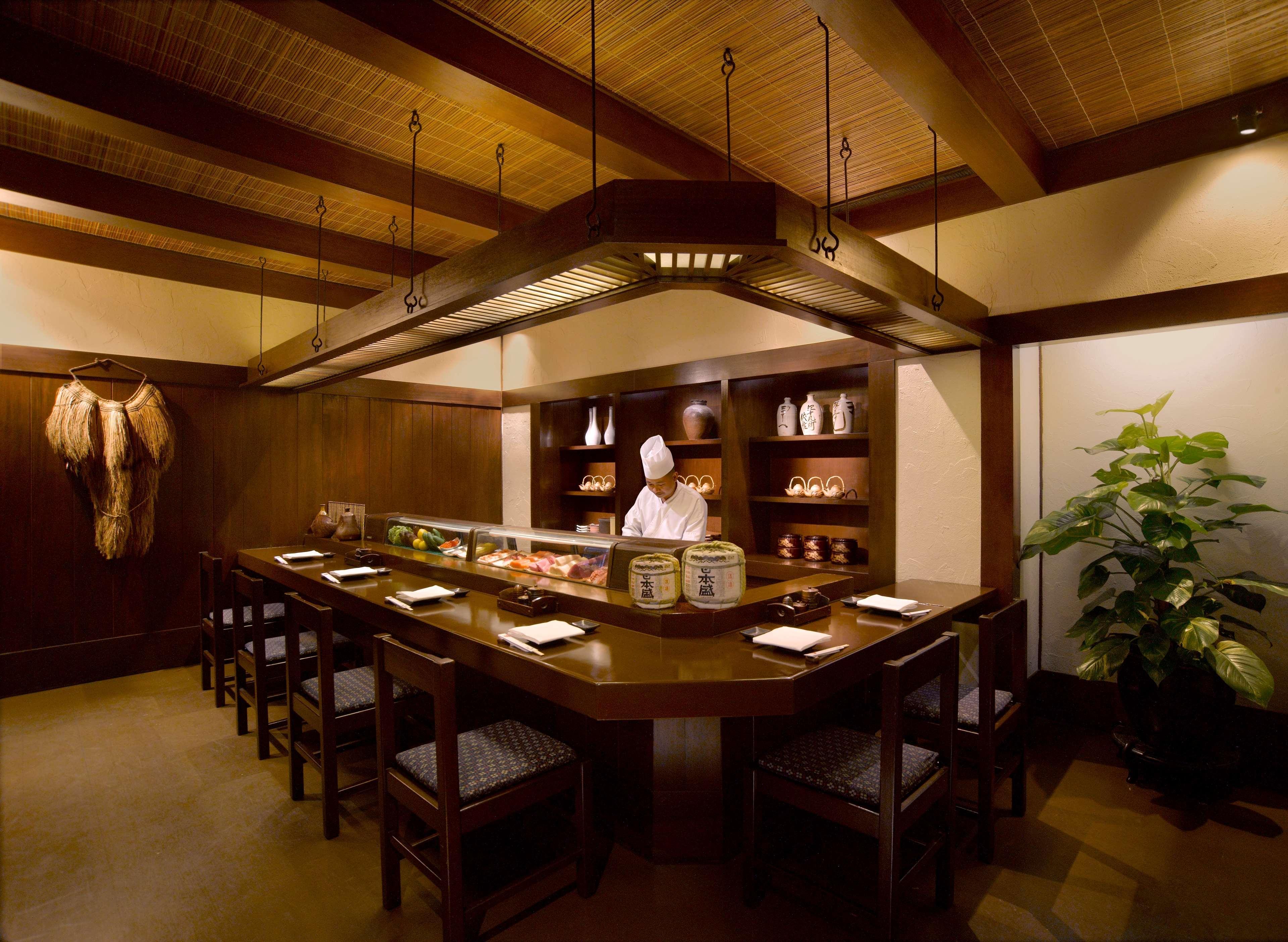 Hyatt Regency Kinabalu Kota Kinabalu Exterior foto A sushi bar in Tokyo